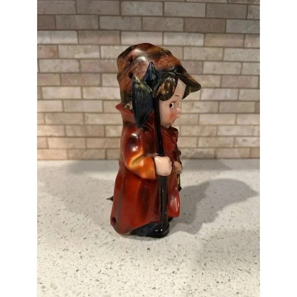 Hummel - Picture 2 of 6